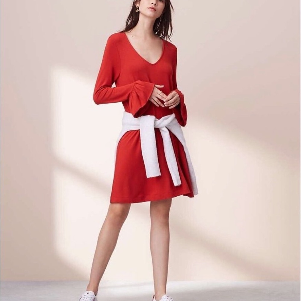 NWT Lou & Grey Loft brick long bell sleeve shift swing trape vneck stretch dress